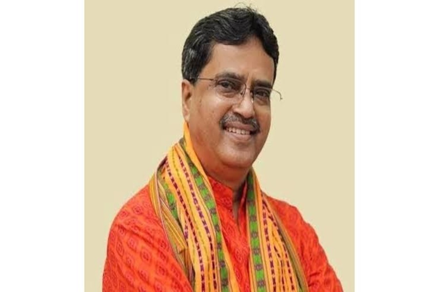 Tripura CM declares 5% DA/DR for empl...