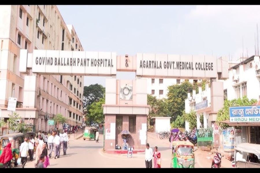 Tripura Govt Moves to Upgrade AGMC & GBP Hospital with Free Diagnostics, Modern Labs, and Volunteer Support