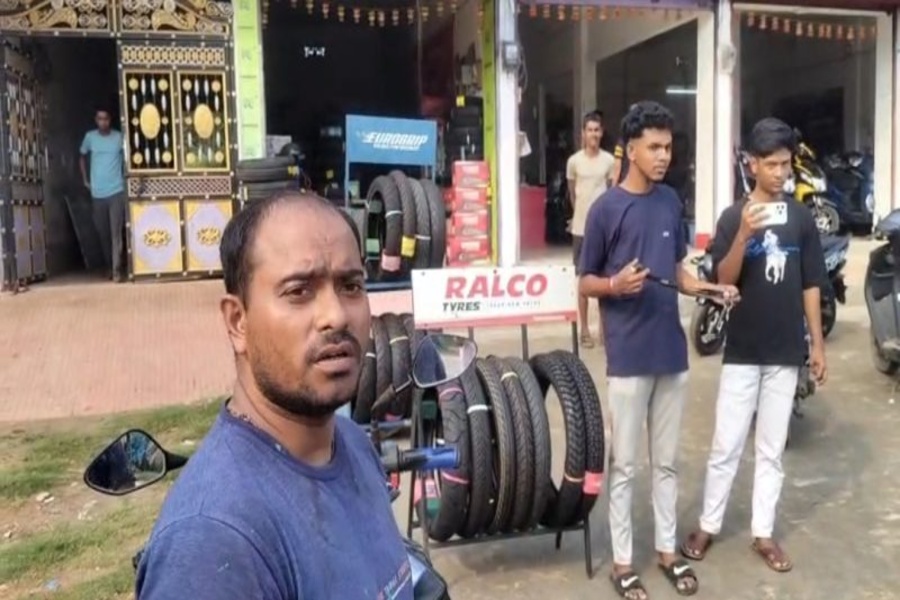 Allegations of Irregularities Surface Against ‘Maa Honda’ Bike Showroom in Shantir Bazar