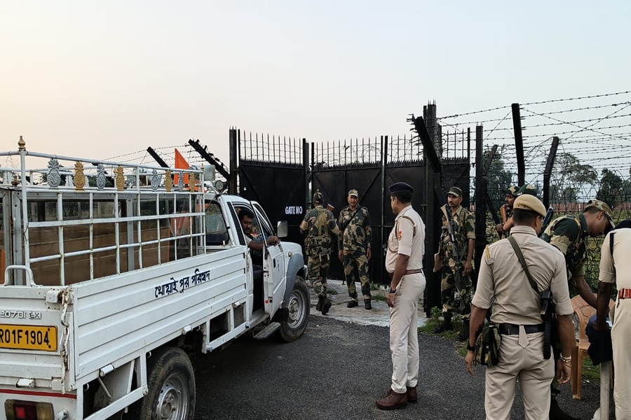 Bodies of Three Mob-Lynched Bangladeshi Nationals Handed Over