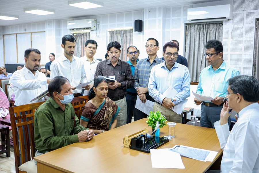 Tripura CM hears public grievances, extends medical aid at'Mukhyamantri Samipeshu'