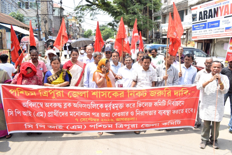 Left Front Alleges Obstruction to Nomination Filing in West Tripura; meets DM