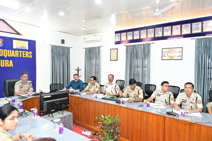 DGP Anurag Reviews Election Preparedness, Calls for Strict Security Across Tripura