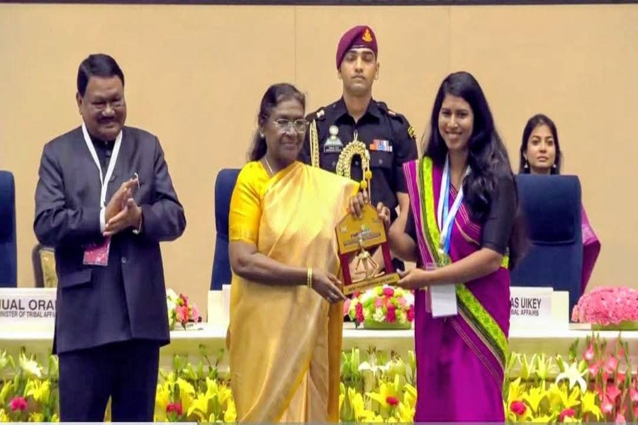 Excellence in Tribal Welfare: North Tripura Felicitated Under PM-JANMAN by Prez Murmu