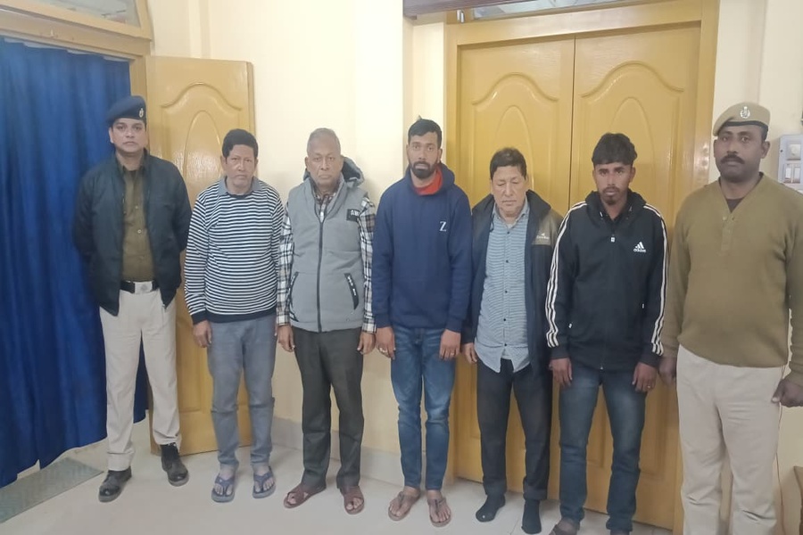 Five Held by BSF While Attempting to Cross International Border in Sonamura