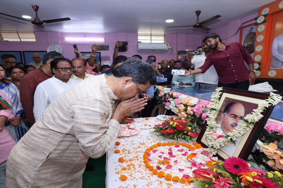 Follow ideals of Dr. Shyama Prasad for welfare of people: CM