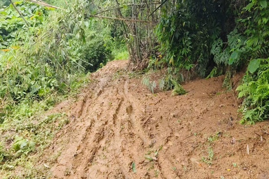 Hundreds of Families in North Tripura Face Severe Connectivity Crisis Due to Dilapidated Road and Unsafe Bridge