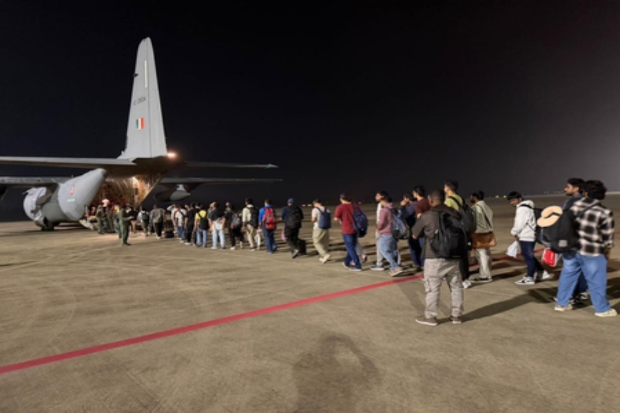 IAF Brings Home 104 Indians Evacuated from Cyclone Ditwah-Hit Sri Lanka