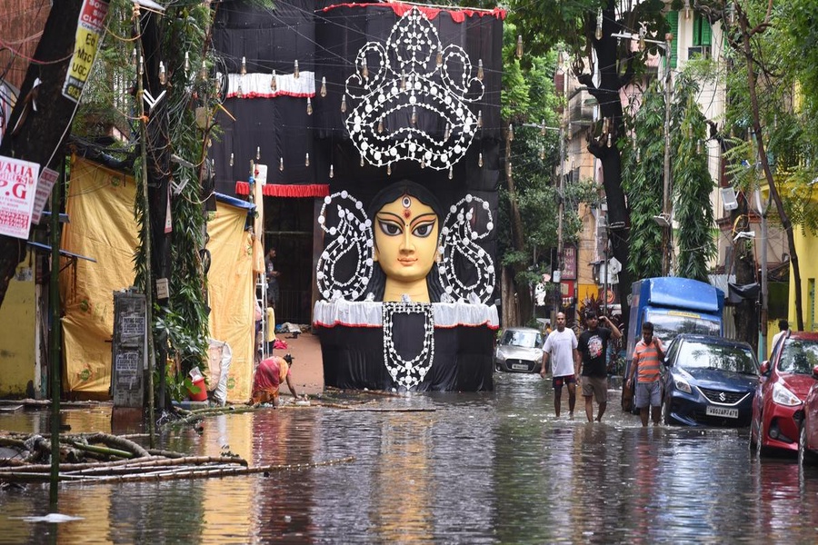 IMD Predicts Heavy Rainfall for Durga Puja Festival 2025 in Tripura