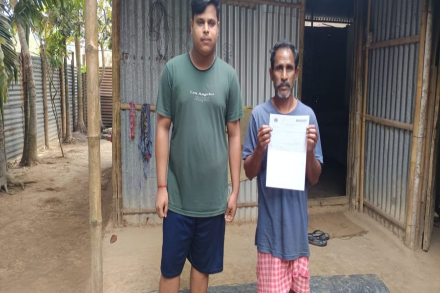 A Father’s Plea: Daily Wage Worker Seeks Help to Restore Son’s Vision