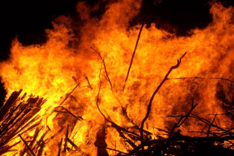 LPG Cylinder Blast Triggers Major Fir...