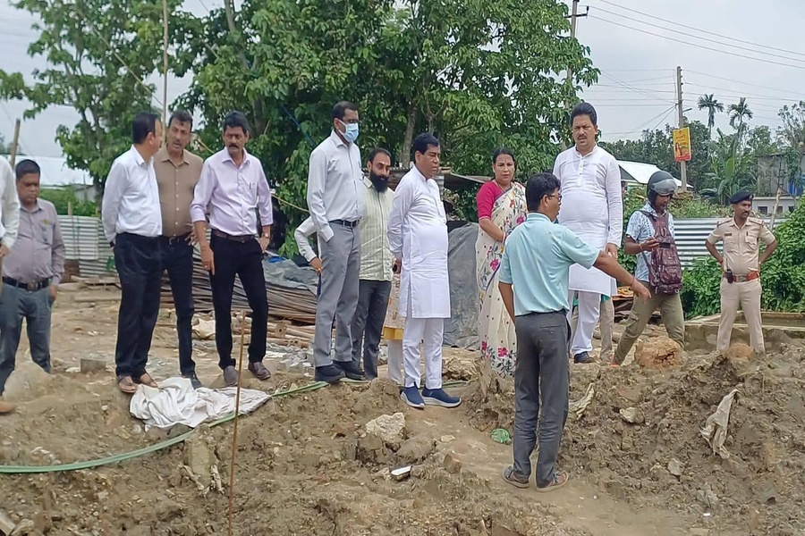 Mayor Inspects Bypass Road Near Indo-Bangladesh Border Ahead of Monsoon