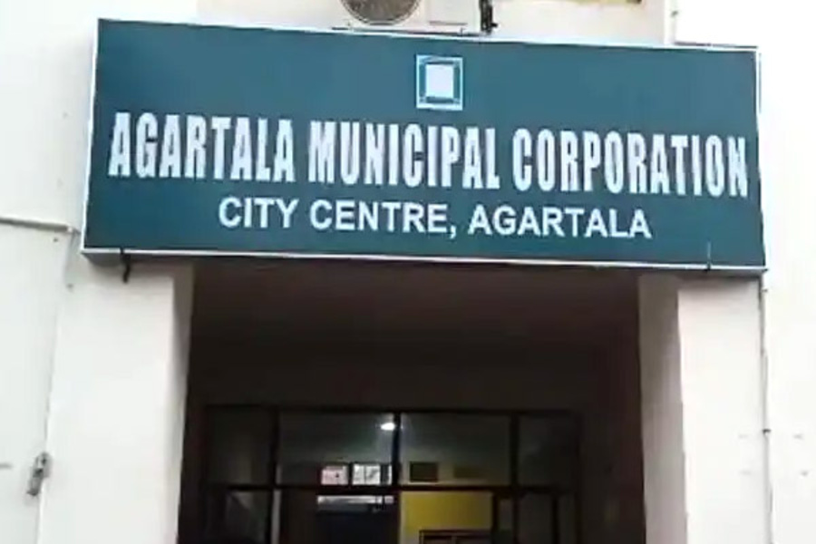 MLA Seeks Urgent Action to Rehabilitate Evicted Vegetable Vendors in Agartala