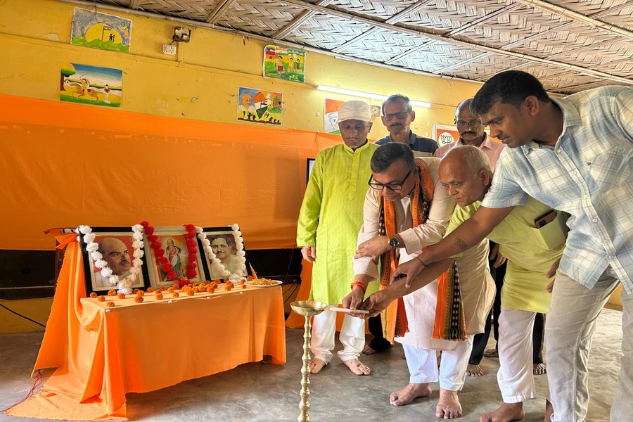 PM Modi gives utmost importance to wo...