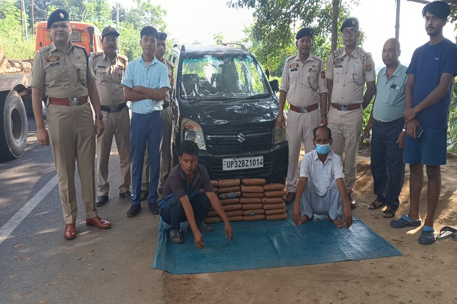 Police seize 43 kg of cannabis in Mungiakami, two held