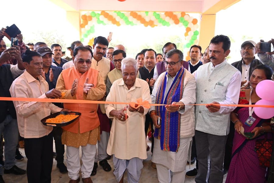 Present govt does not see political colour in farmers’ welfare: Minister