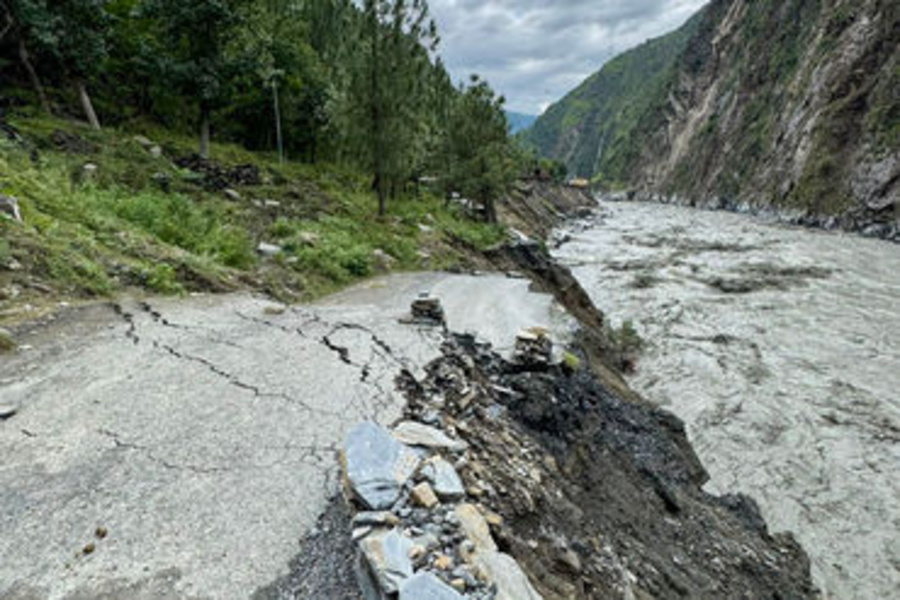 Six killed as landslide buries two houses in Himachal’s Mandi; rescue ops underway