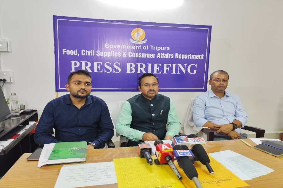 State Government Warns of Strict Action Against Black Marketing of Fuel and LPG