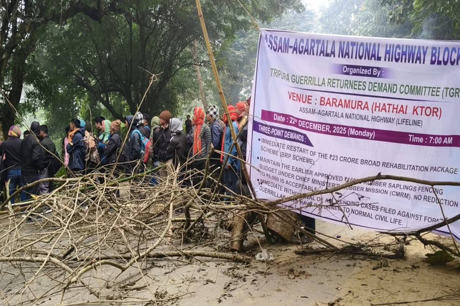 Surrendered Insurgents Block Tripura Highway, Demand Revival of Rehabilitation Scheme
