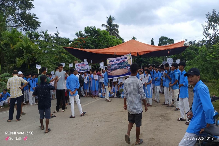 Teacher Shortage Sparks Student Protest in Tripura's Unakoti