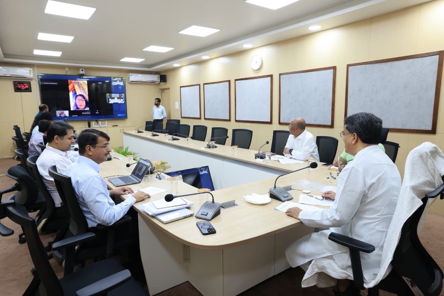 Tripura CM Presents Draft Report on Investment Promotion in North East