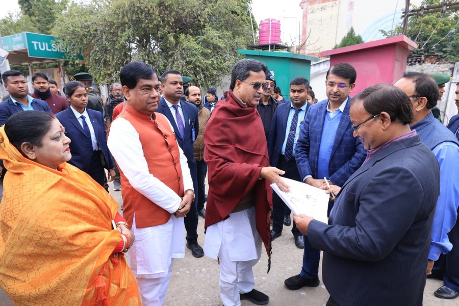 Tripura CM Reviews Site for Jackson Gate Restoration Project, slams Left Front