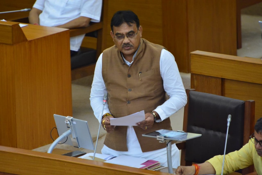 Tripura Govt Working to Narrow DA Gap, Says Finance Minister