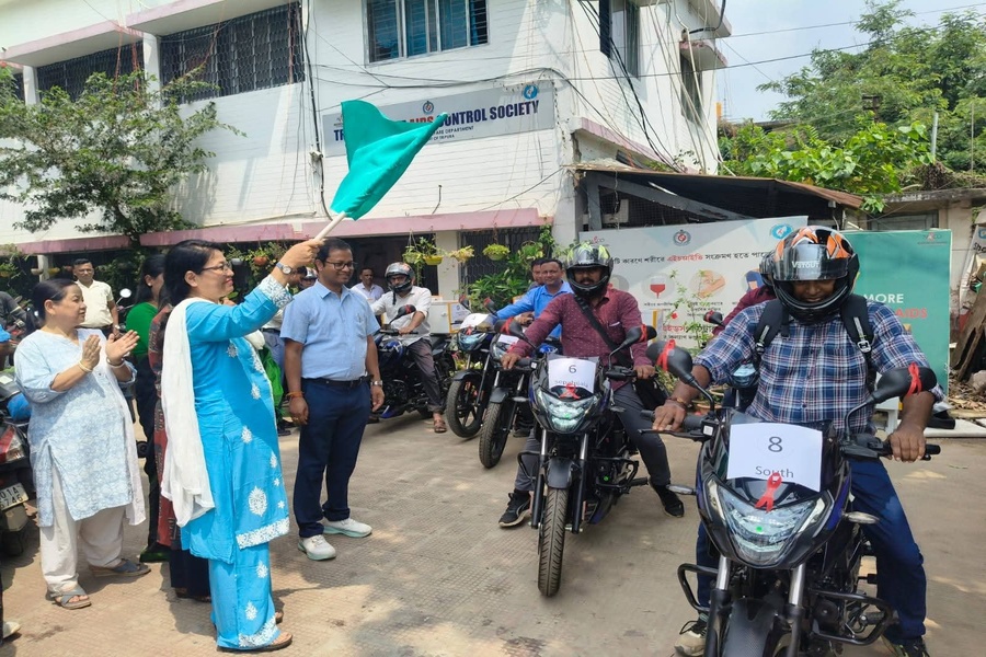 Tripura Introduces Mobile Bike Units to Enhance HIV Detection Across the State