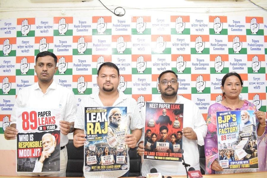 Tripura Youth Congress Criticises Cen...