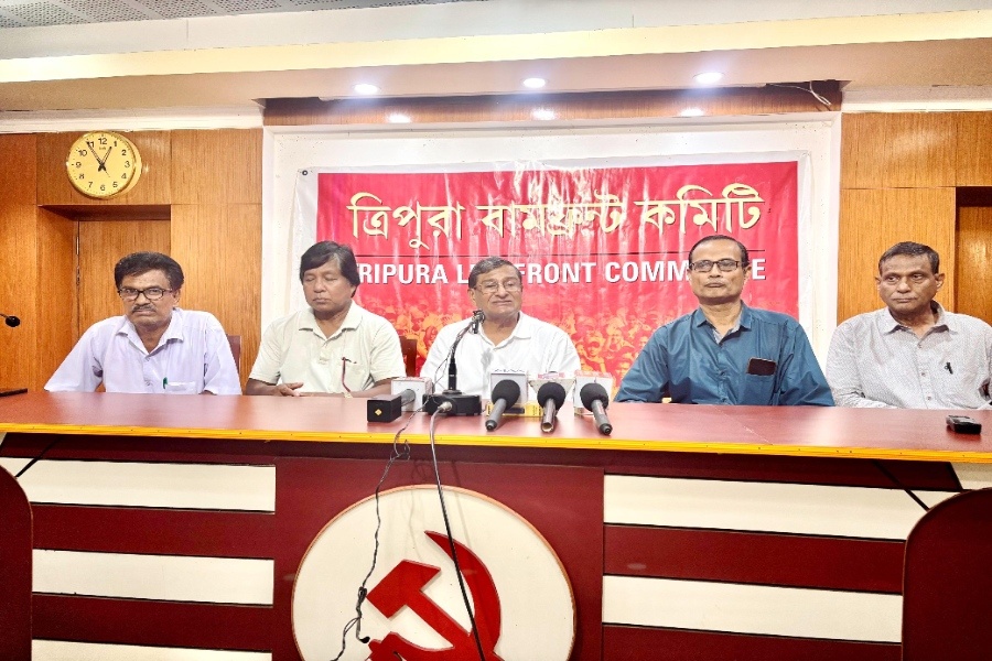 MGNREGA, TUEP Works Halted Ahead of Durga Puja, Left Front Accuses Govt of Targeting Workers