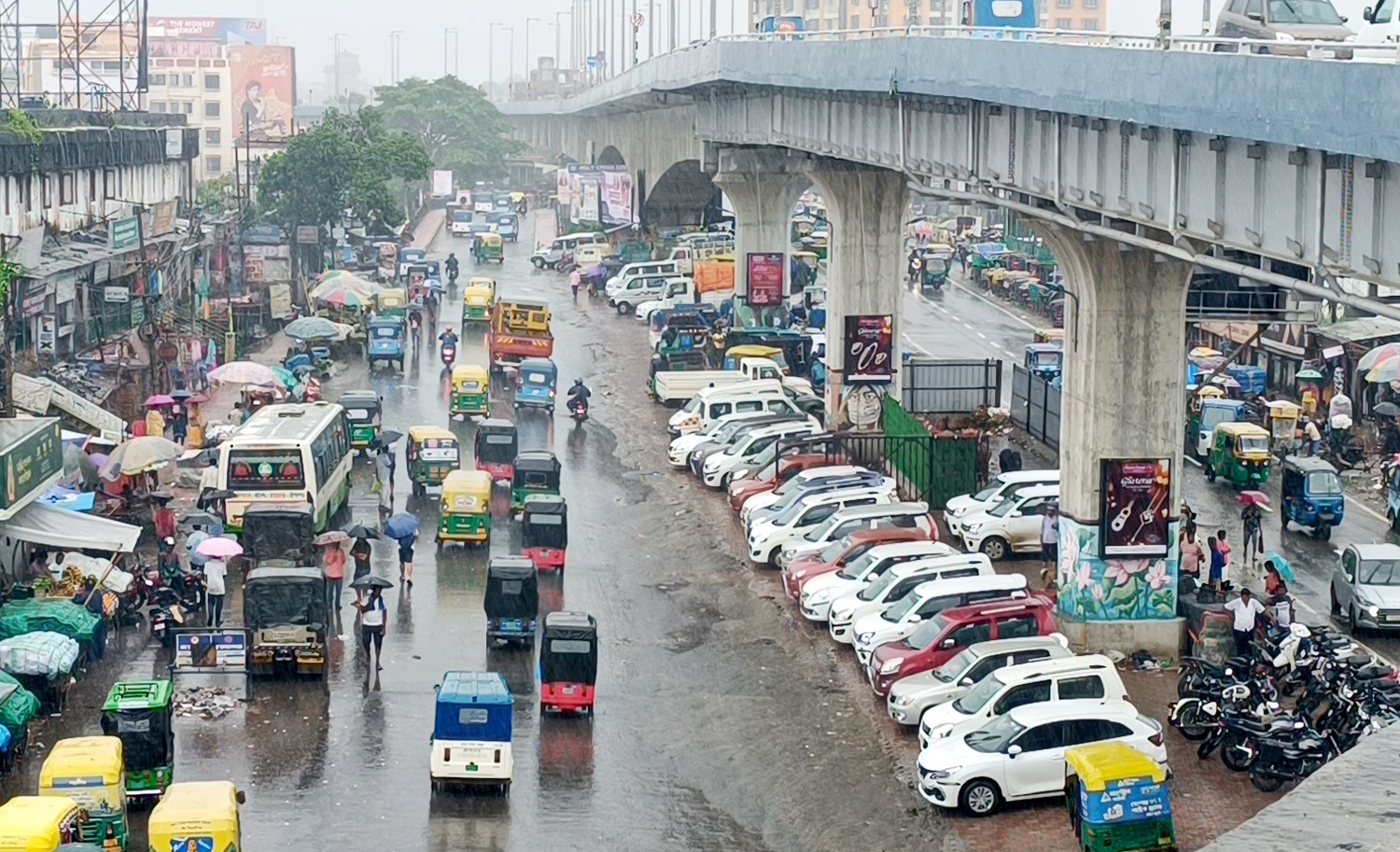 Shops, offices, schools remain open in Tripura despite strike call