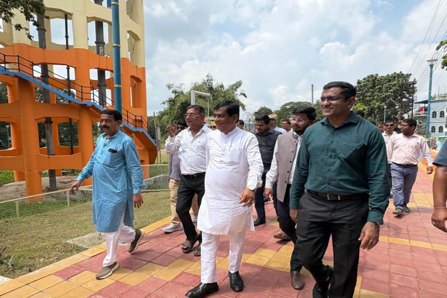 Howrah Riverfront Project Completed; CM to Inaugurate on September 22; Mayor inspects Preparations