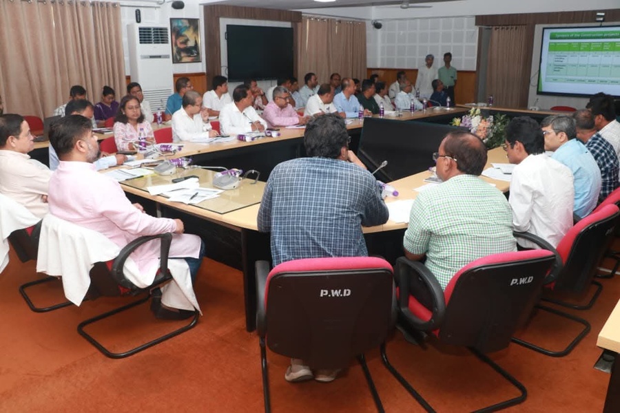 Tripura Transport Minister Reviews Key Transport Projects Under Special Assistance Scheme