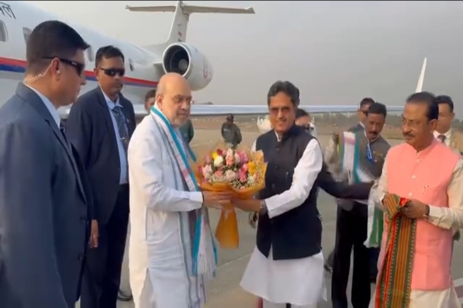 Union Home Minister Amit Shah Arrives in Tripura, Receives Grand Welcome at MBB Airport