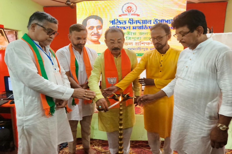 BJP Begins Organisational Training Programme in Banamalipur