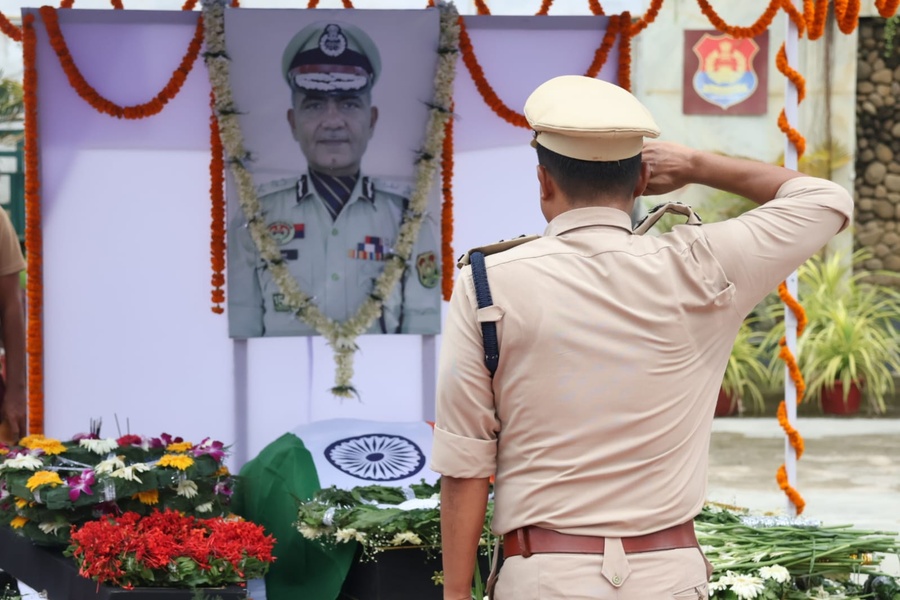 CM pays tribute to DGP Anurag says investigation into death will proceed as per law